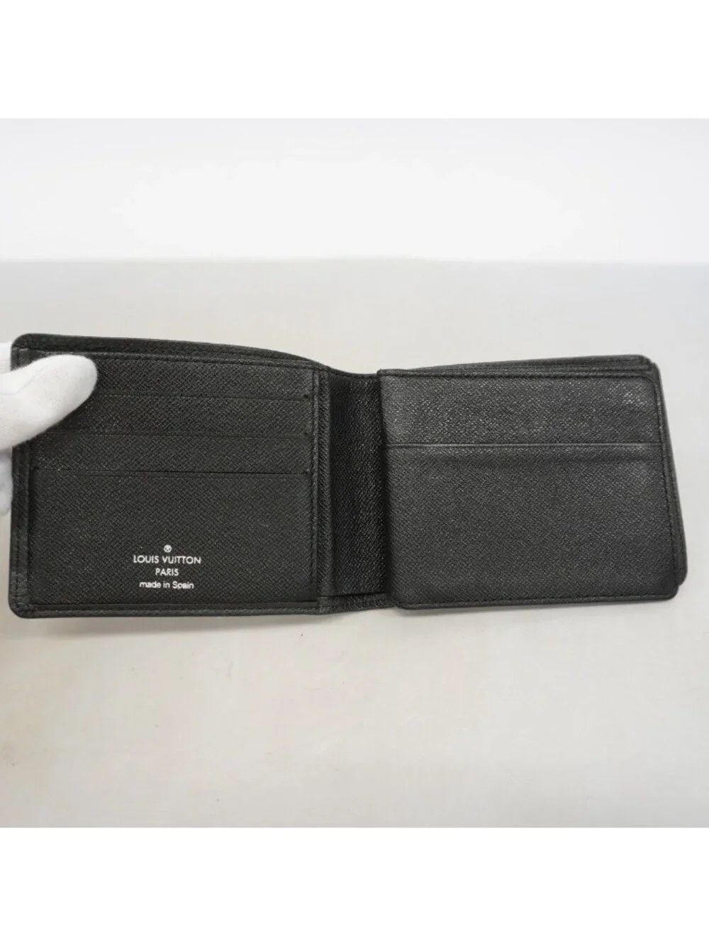Louis Vuitton Billfold Taiga Portobier 3 Vole Ardoise Wallet